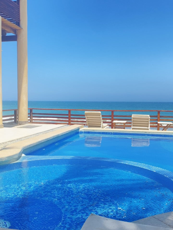 HOTEL PORTO DI SOL CON PISCINA Y RESTAURANTE VISTA AL MAR EN LAS POCITAS