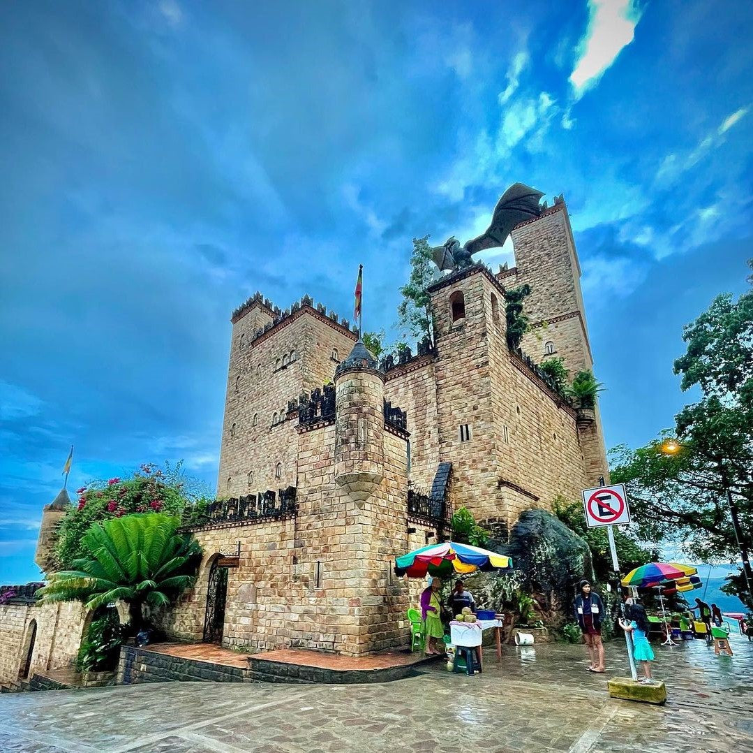 CASTILLO DE LAMAS, MUSEO, FÁBRICA DE HELADOS Y BARRIO WAYKU