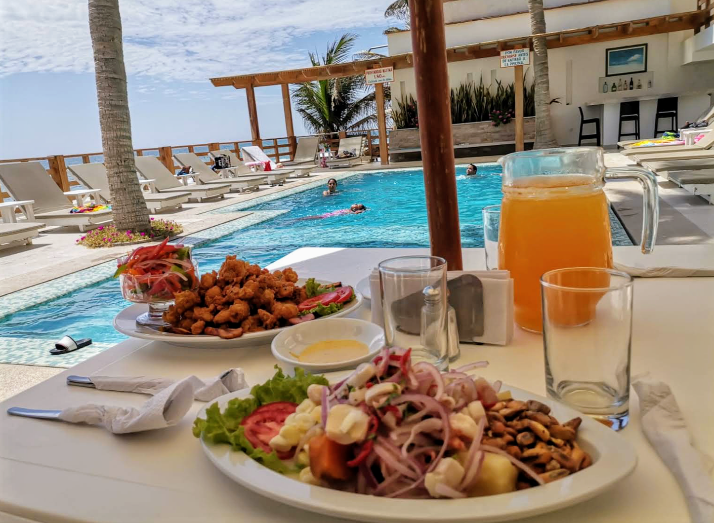 HOTEL PLAYA BONITA CON PISCINA Y RESTAURANTE VISTA AL MAR EN LAS POCITAS