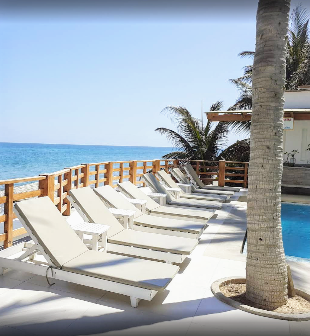 HOTEL PLAYA BONITA CON PISCINA Y RESTAURANTE VISTA AL MAR EN LAS POCITAS