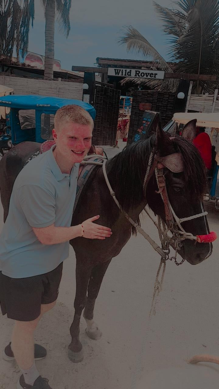 COASTAL HORSE RIDE