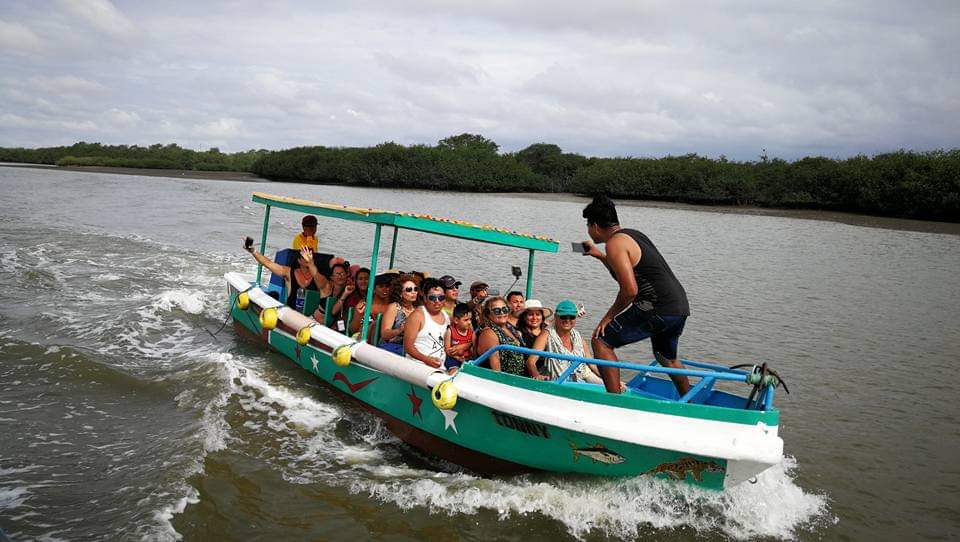 RECORRIDO DE PLAYAS Y MANGLARES DE TUMBES CON VISITA HASTA HUAQUILLAS ECUADOR