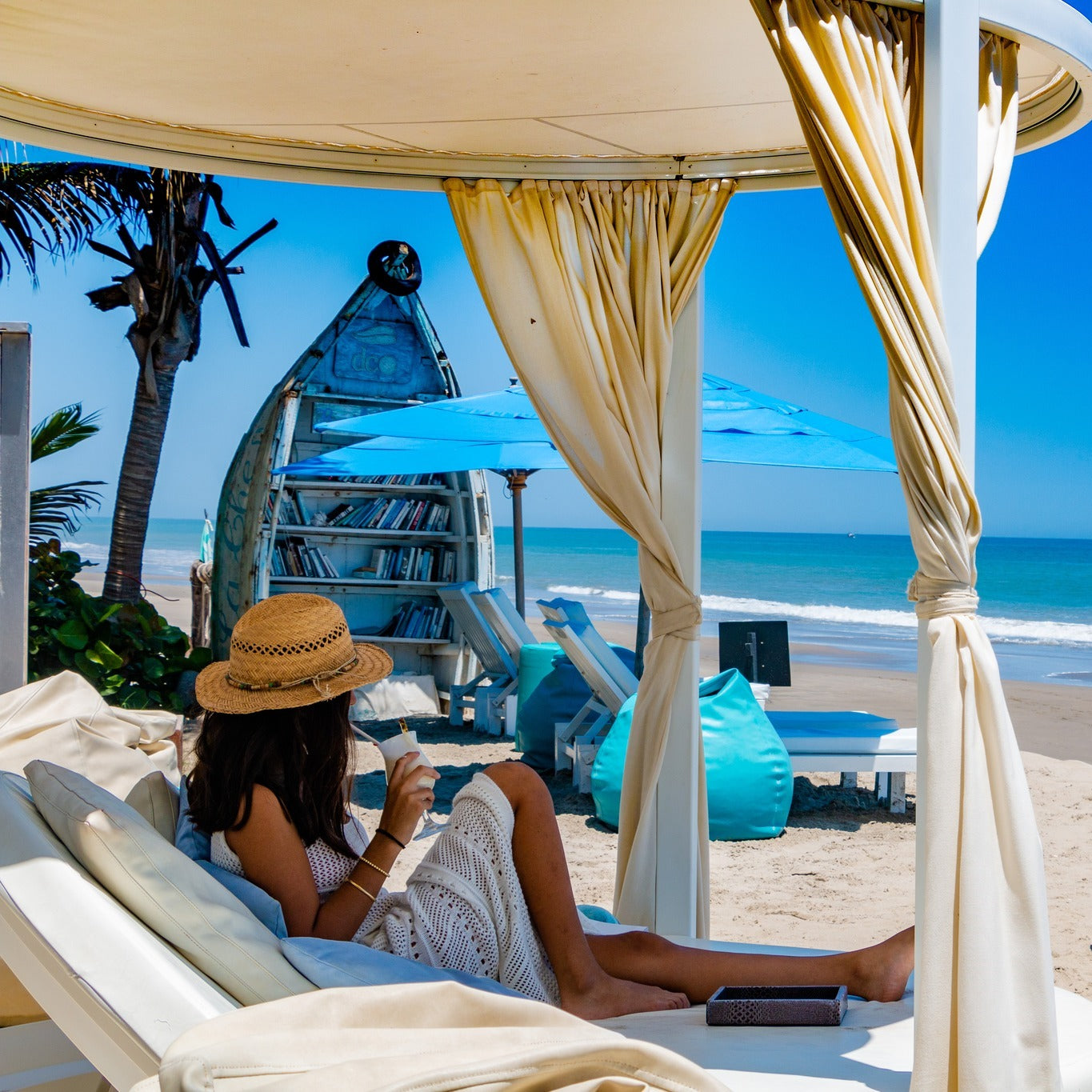 HOTEL DE PLAYA DCO SUITES CON PISCINA, LOUNGE & SPA MANCORA - LAS POCITAS