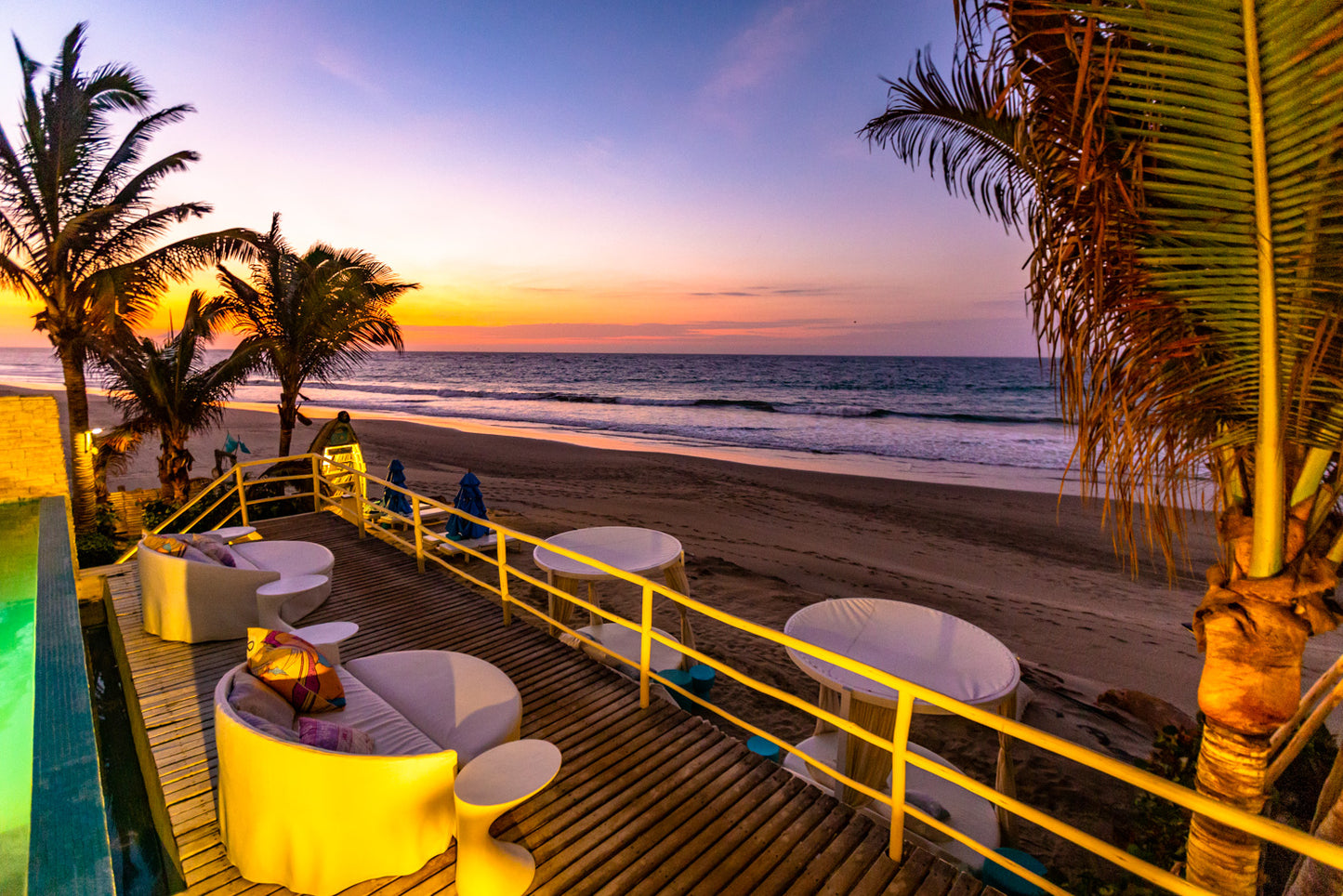 HOTEL DE PLAYA DCO SUITES CON PISCINA, LOUNGE & SPA MANCORA - LAS POCITAS