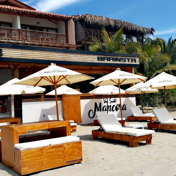 HOTEL DE PLAYA DON GIOVANNI CON PISCINA Y RESTAURANTE EN MÁNCORA