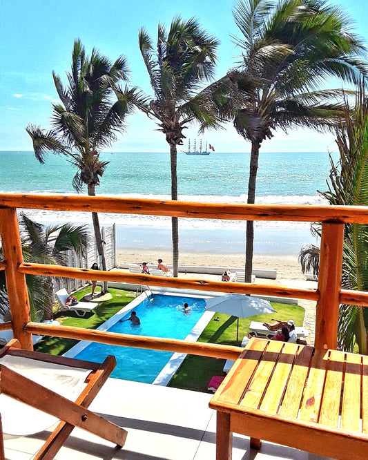 MANCORA BAY BEACH HOTEL WITH POOL AND RESTAURANT