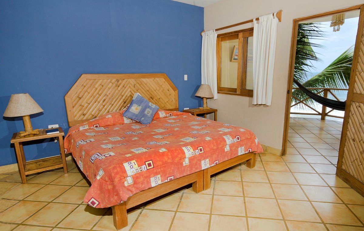 HOTEL DE PLAYA MANCORA BEACH BUNGALOWS CON PISCINA Y SALIDA DIRECTA AL MAR