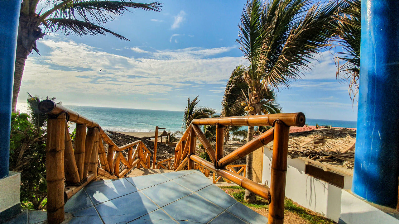 HOTEL DE PLAYA COSTA BLANCA CON PISCINA Y RESTAURANTE EN VICHAYITO
