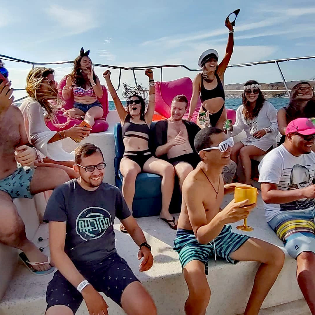 YATE CATAMARÁN PRIVADO
